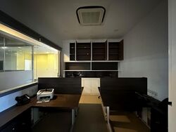 Fragrance Empire Building (D5), Office #624903471